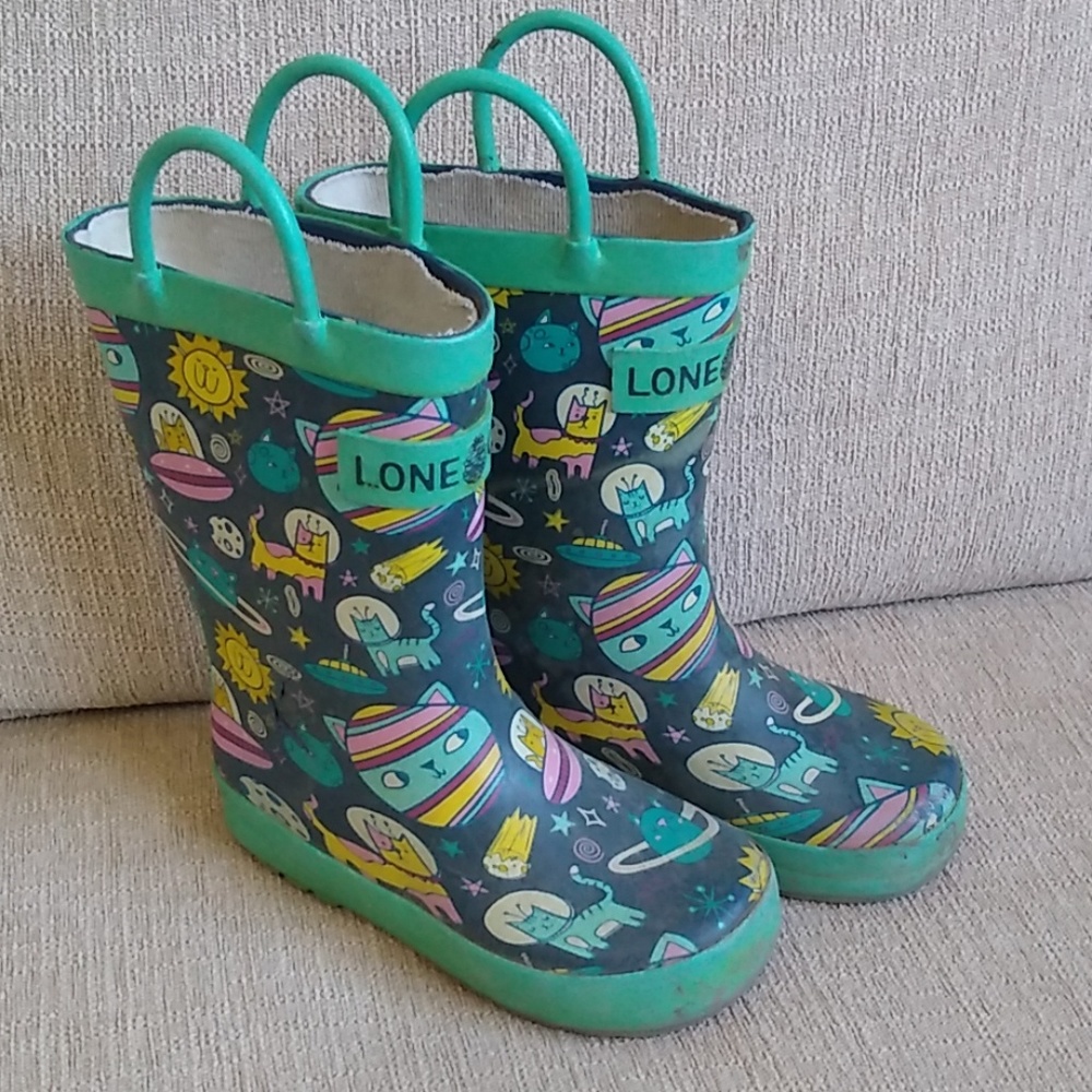 Rain boots